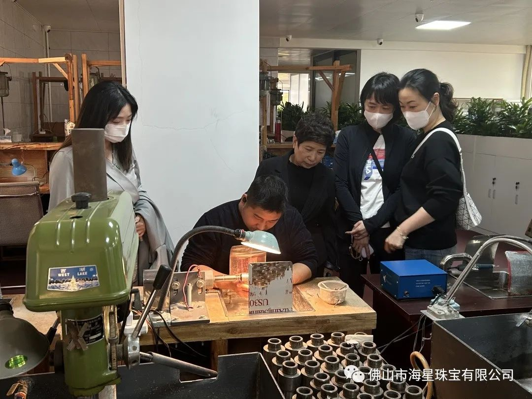 http://www.huea.com.cn/storage/upload/20230309105535c0ab368a9a1c5bdf89cd3b5183a2274e.png